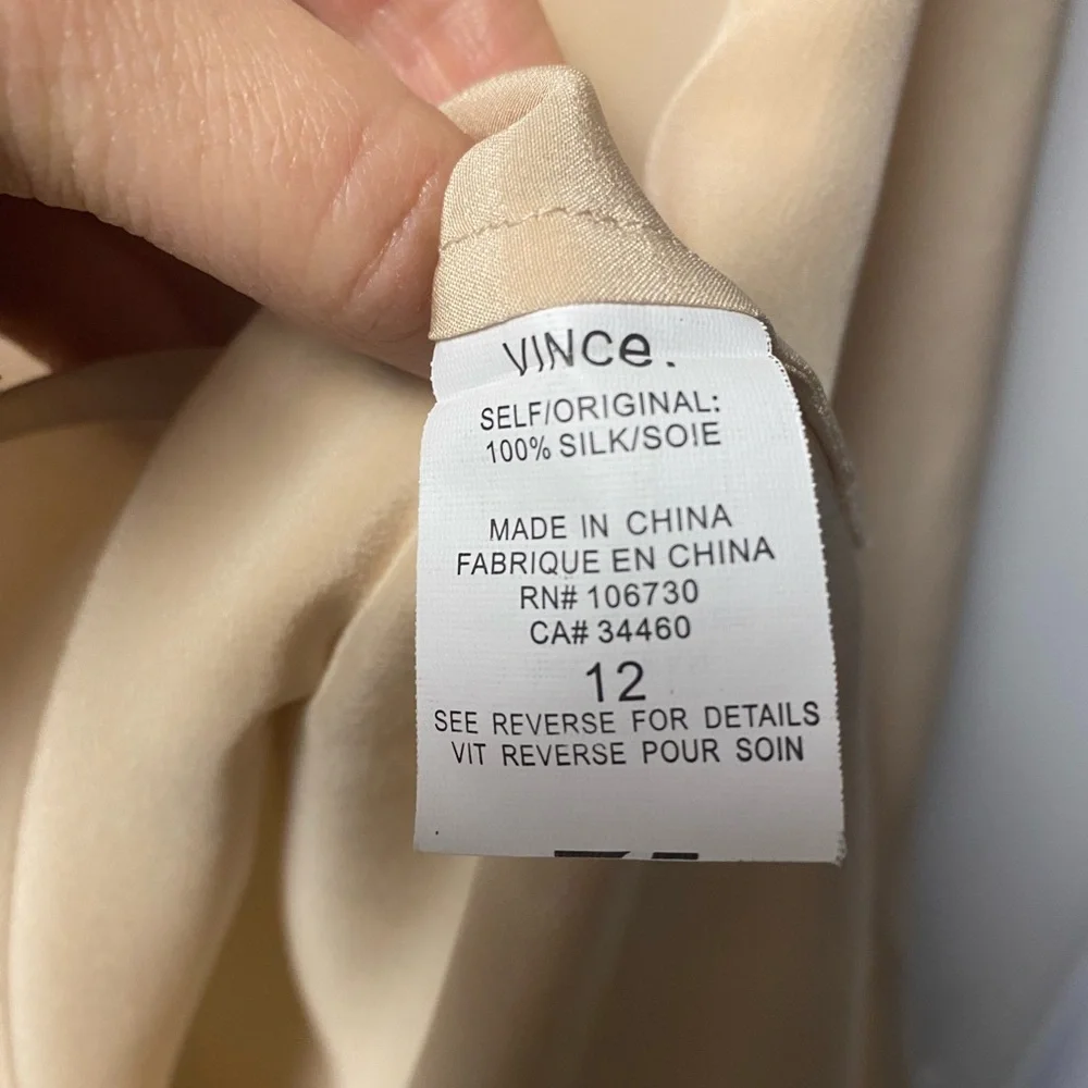 Vince Peachy Split-Neck Long-Sleeve Silk Blouse - Picture 5 of 6